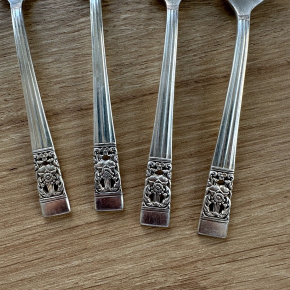 Community Teaspoon Set - Picture 2 of 4